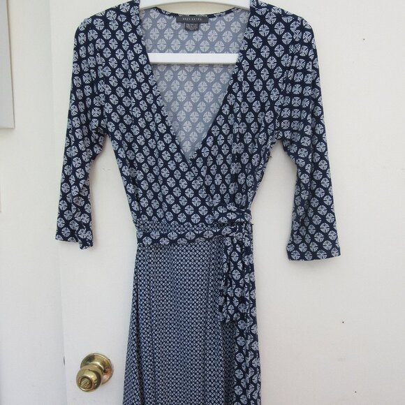 Faux Wrap Dress -Elegant pattern (Blue White) - Wrinkle free - Stretch and comfy - Picture 1 of 8